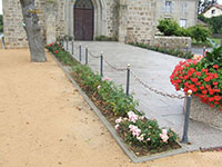 Piquets avec boules laiton + chaine aluminium