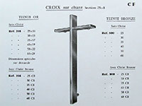 Croix funéraire